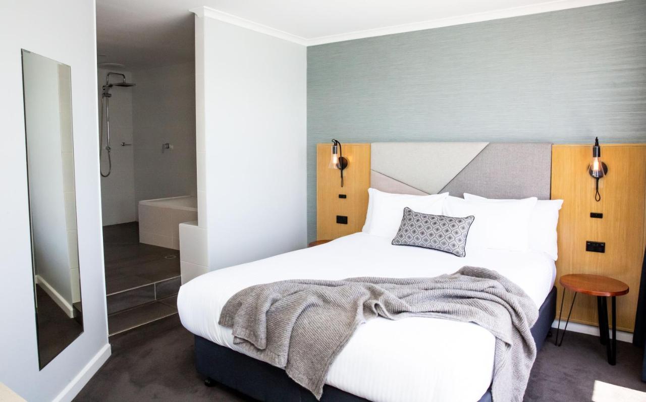 The Esplanade Motel Batemans Bay Bagian luar foto