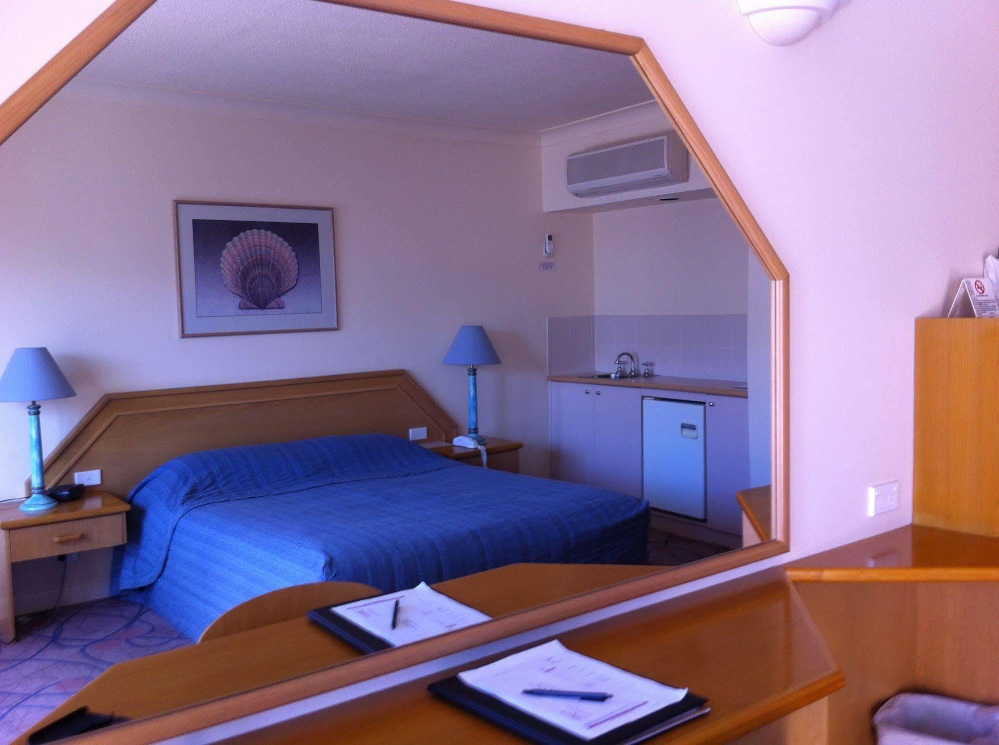 The Esplanade Motel Batemans Bay Bagian luar foto